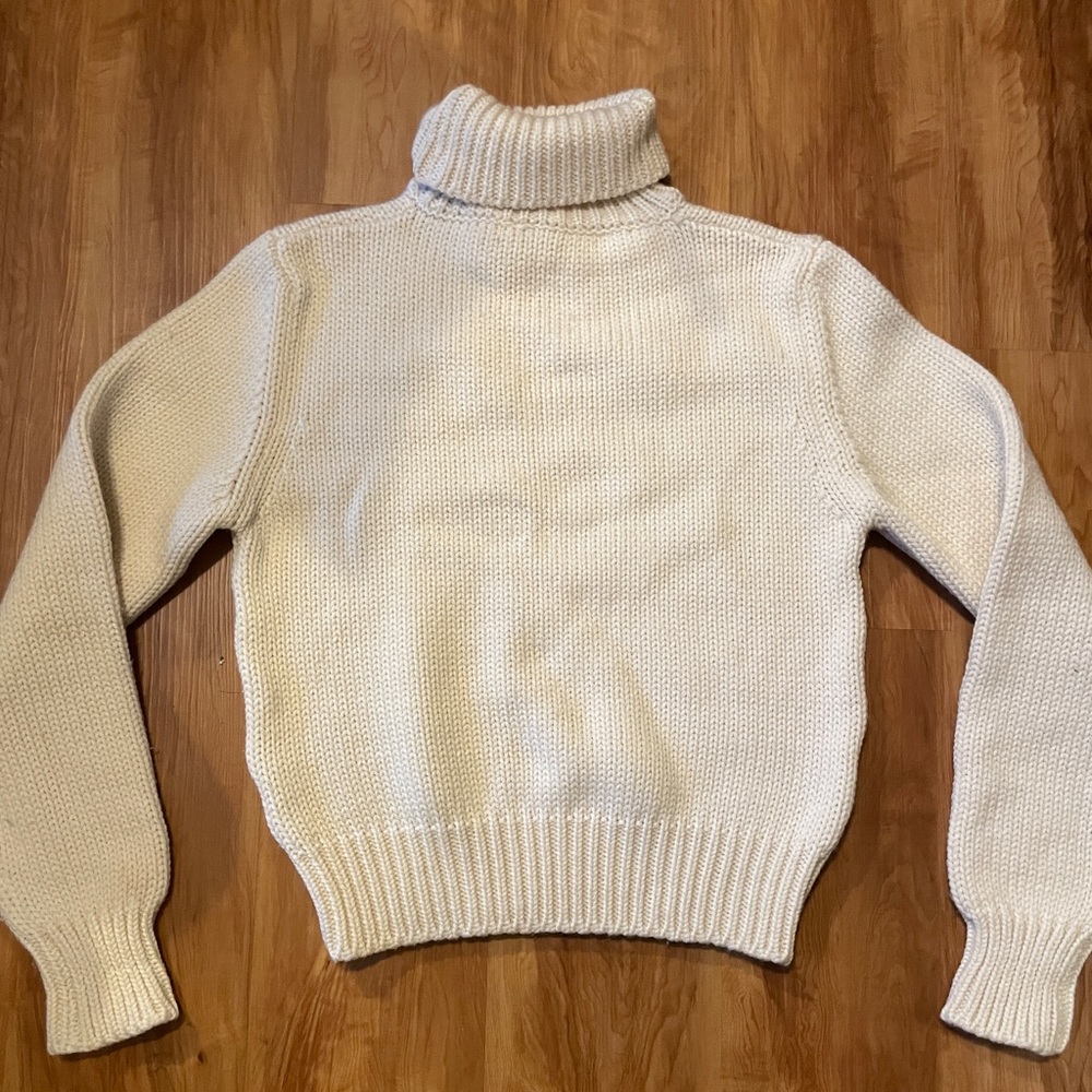 Dolce & Gabbana knit ivory wool sweater small.